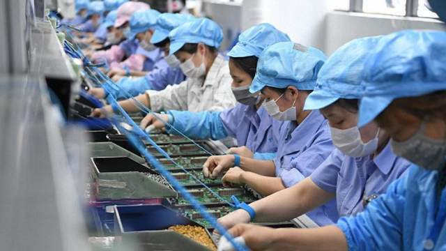英媒 外国消费者助推,中国工厂急聘临时工